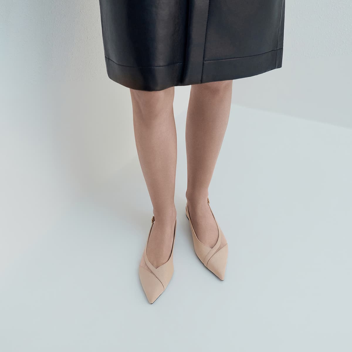 Шлёпанцы CHARLES KEITH One Шнуровка Сандалии Женские - изображение 4