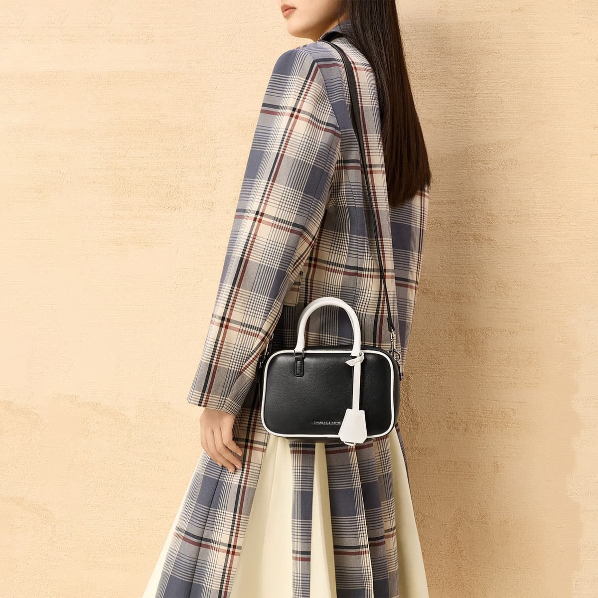 Сумка CHARLES&KEITH Маленькая квадратная сумка Многоцветный PU Сумки Маленький Женский Композитный цвет/Silver - изображение 4