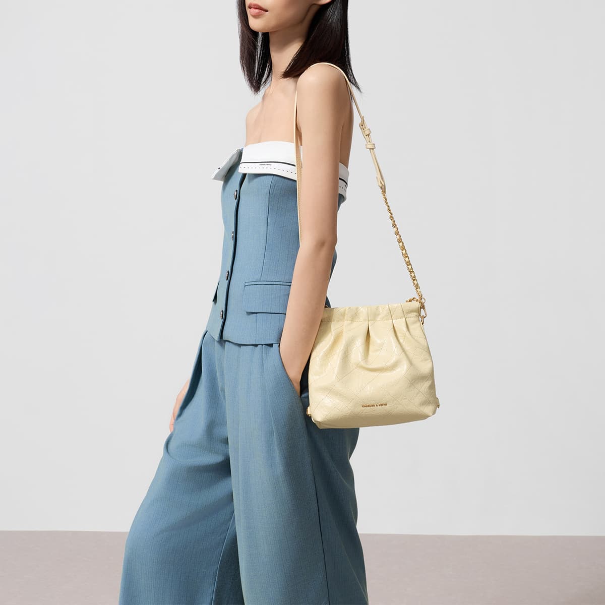 Мини-сумка CHARLES KEITH ПУ (полиуретан) Сумки через плечо Маленький Женские Многоцветный - изображение 3
