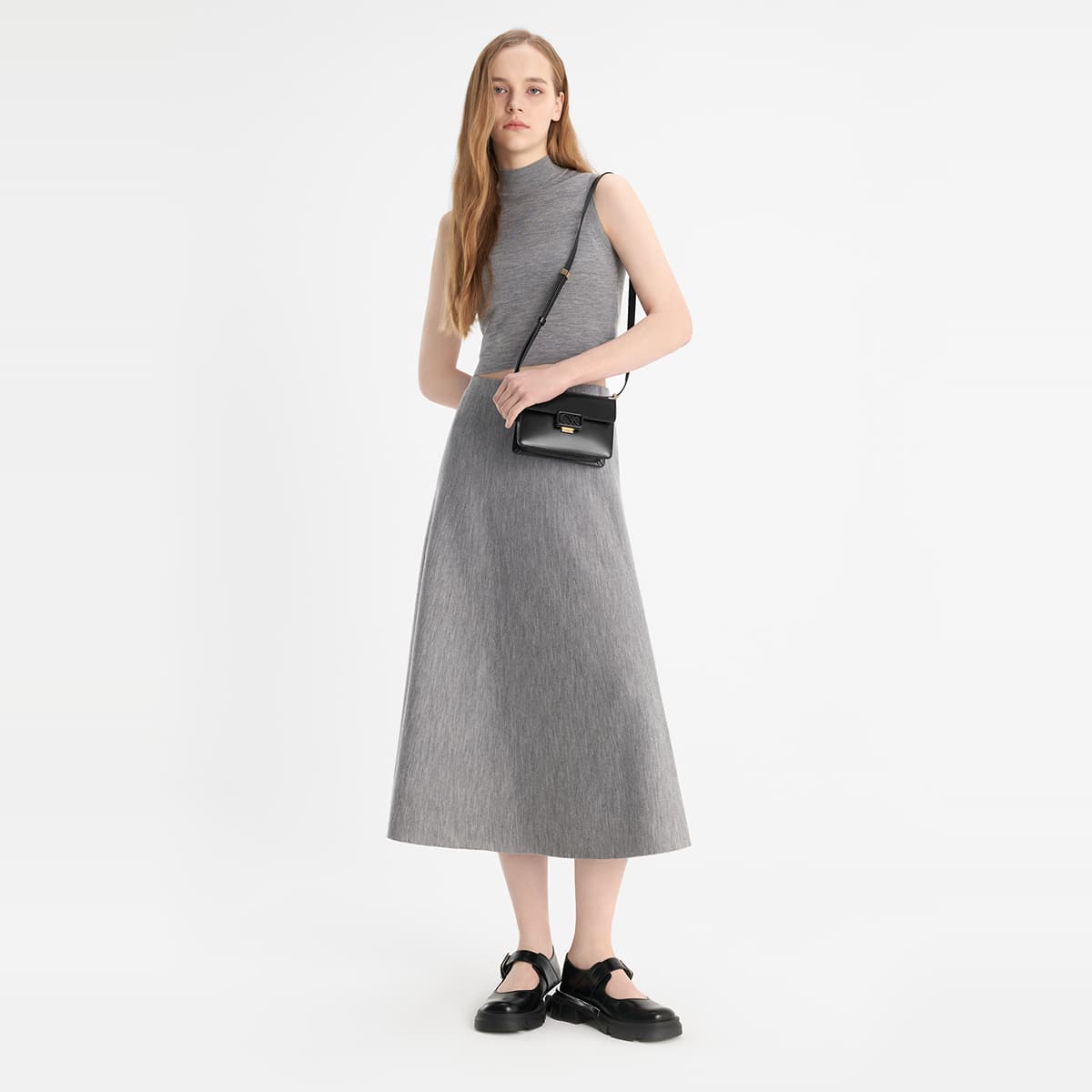 Тапочки CHARLES&KEITH Готические туфли Мэри Джейн на платформе с круглым носком и металлическими вставками из PU, женские повседневные туфли, высота каблука 4,6 см, цвет черный/мел белый - изображение 5