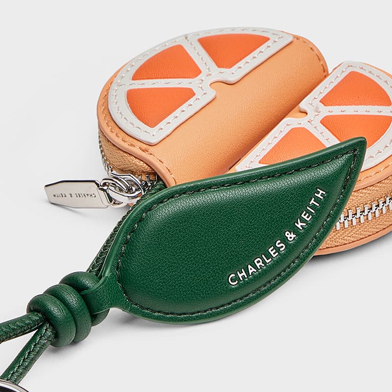 Портмоне CHARLES&KEITH Оранжевый кошелек из искусственной кожи с подвеской в виде апельсина Унисекс - изображение 5