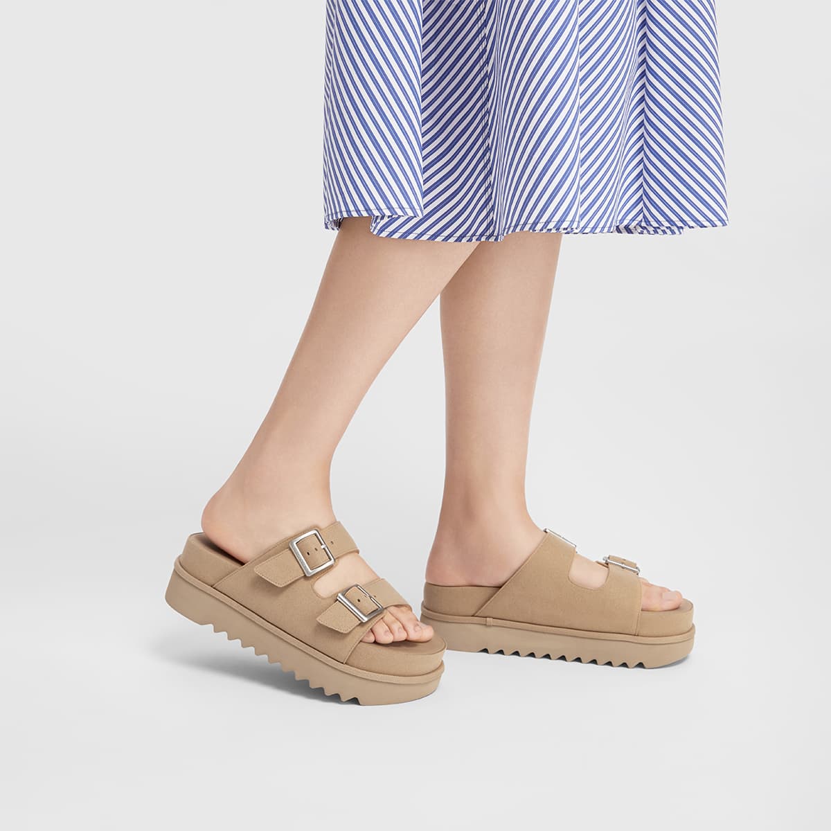Сандалии CHARLES&KEITH Обувь на платформе с квадратной пряжкой в стиле Birkenstock Шлепанцы ЭВА Около 6,5 см Женский - изображение 4