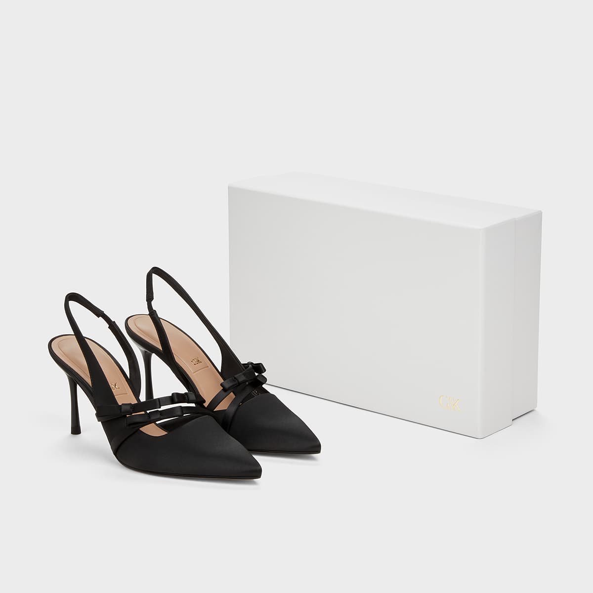 Шлёпанцы CHARLES&KEITH Женские туфли для свадьбы с бантом и заостренным носком из сатина на высоком каблуке 8 см - изображение 4