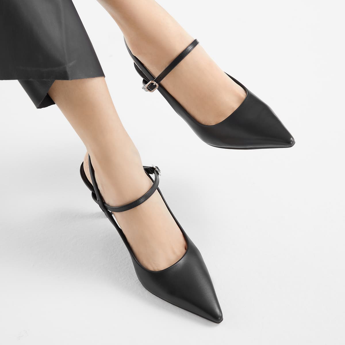 Шлёпанцы CHARLESKEITH ck PU 7.9cm BlackNude - изображение 5