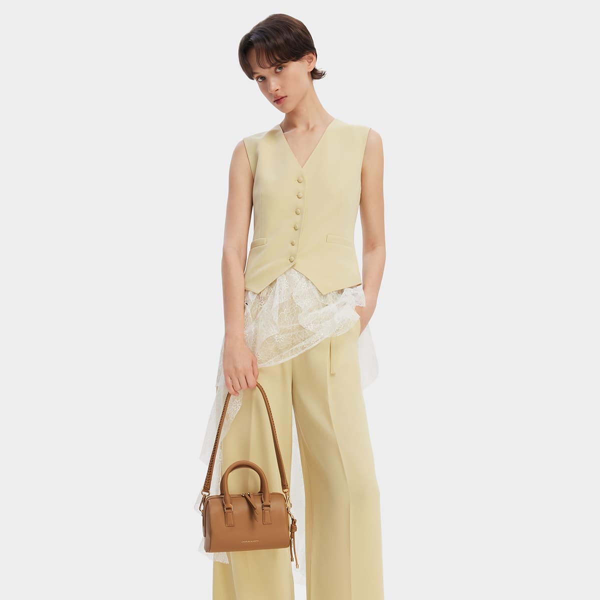 Сумка CHARLES&KEITH Боулинг-сумка Boston с узором узла и молнией, PU, через плечо, маленький размер, женская, кремово-молочный белый/рыжевато-коричневый/светло-розовый - изображение 5