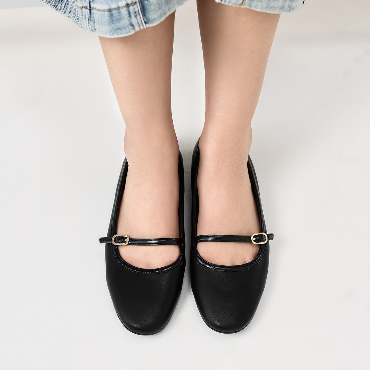 CHARLES&KEITH PU туфли Мэри Джейн с круглым носком и пряжкой на подъеме, плоские 1,6 см женские черные - изображение 4