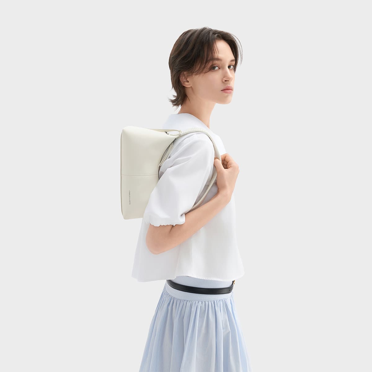 Мини-сумка CHARLES&KEITH Мягкая минималистичная PU сумка через плечо маленький размер женский многоцветный - изображение 6
