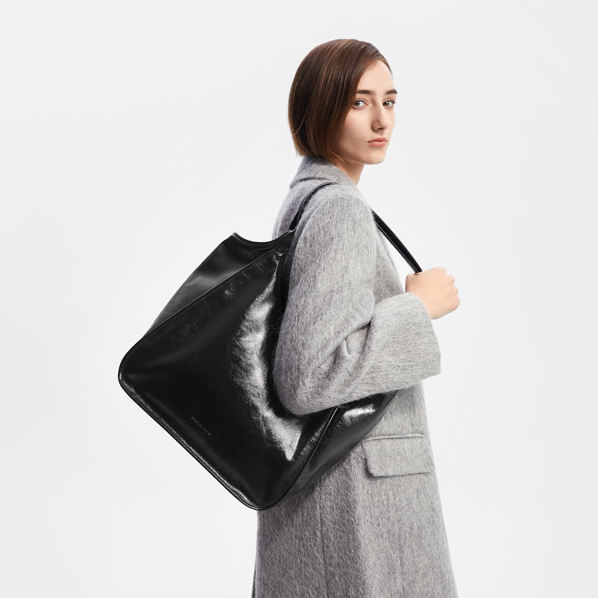 Мини-сумка CHARLES KEITH ПУ (полиуретан) Сумки через плечо Увеличенный корпус Женские Многоцветный - изображение 5