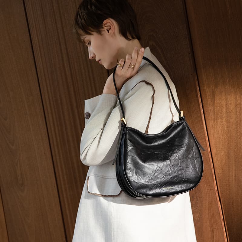 Мини-сумка PIERRE CARDIN Коровья кожа с синтетической кожей Сумка через плечо Женская Черный Экрю - изображение 3