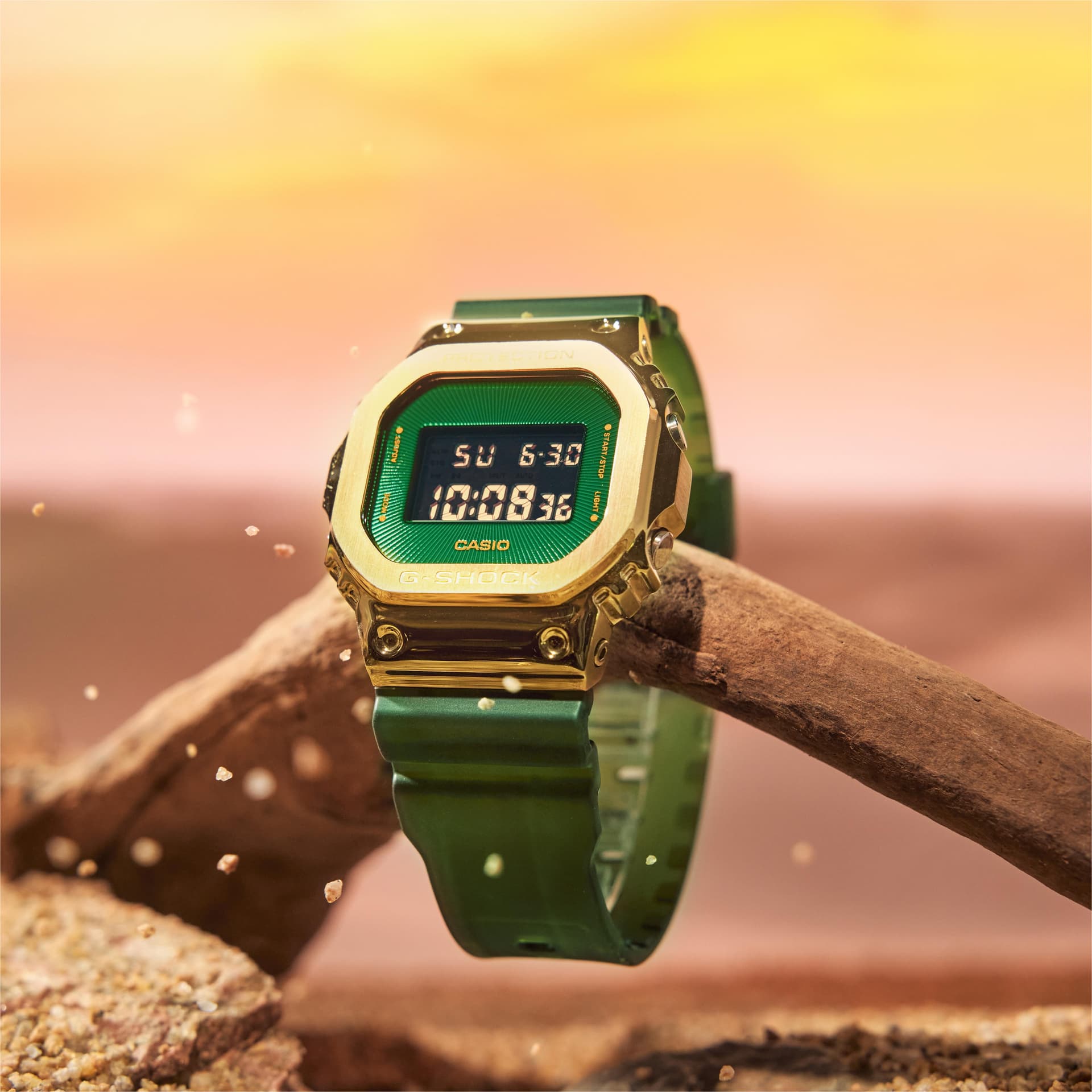 Часы CASIO G-SHOCK 43mm GM-5600CL-3PR - изображение 3