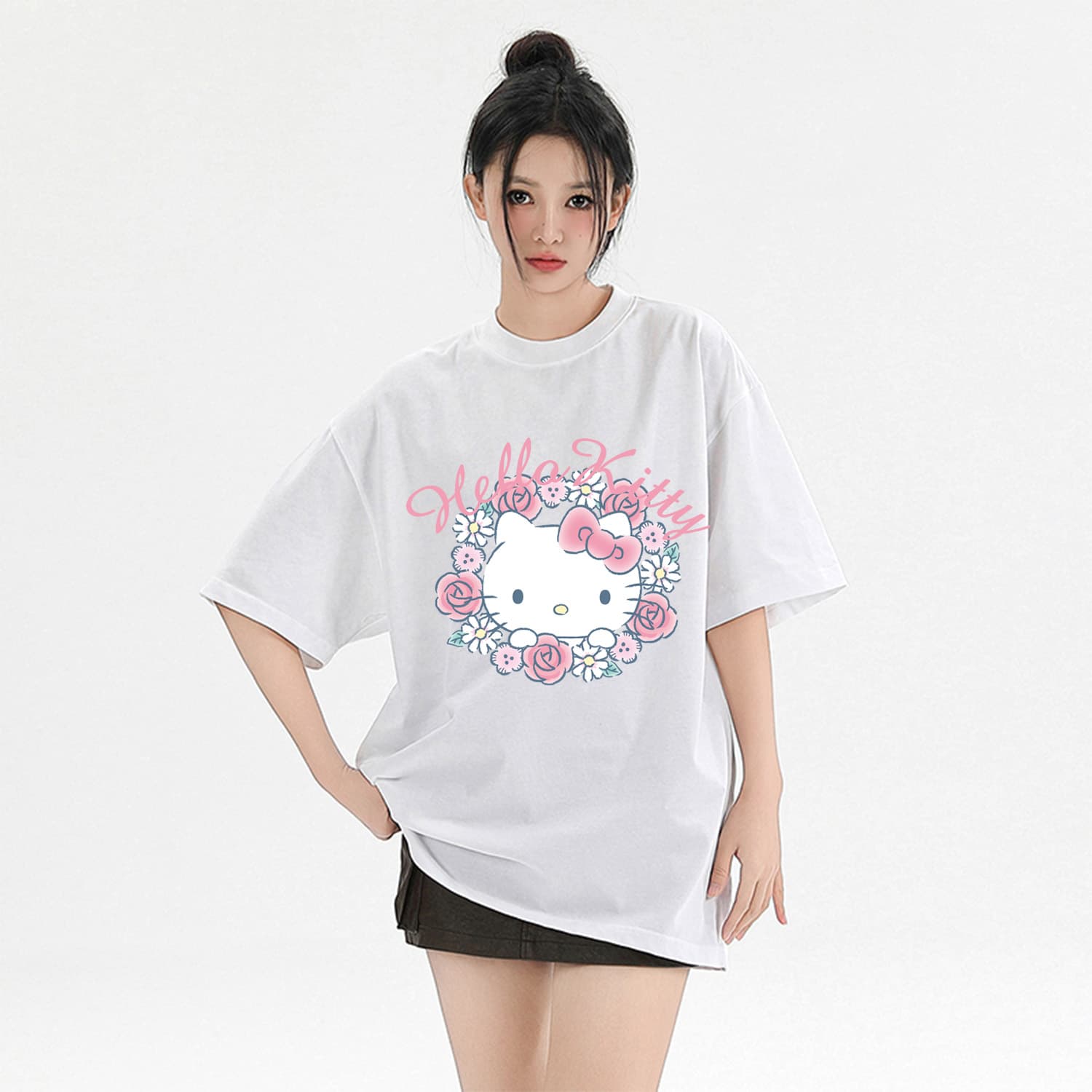 Футболка Sanrio x Hello Kitty T-рубашка Женская - изображение 3