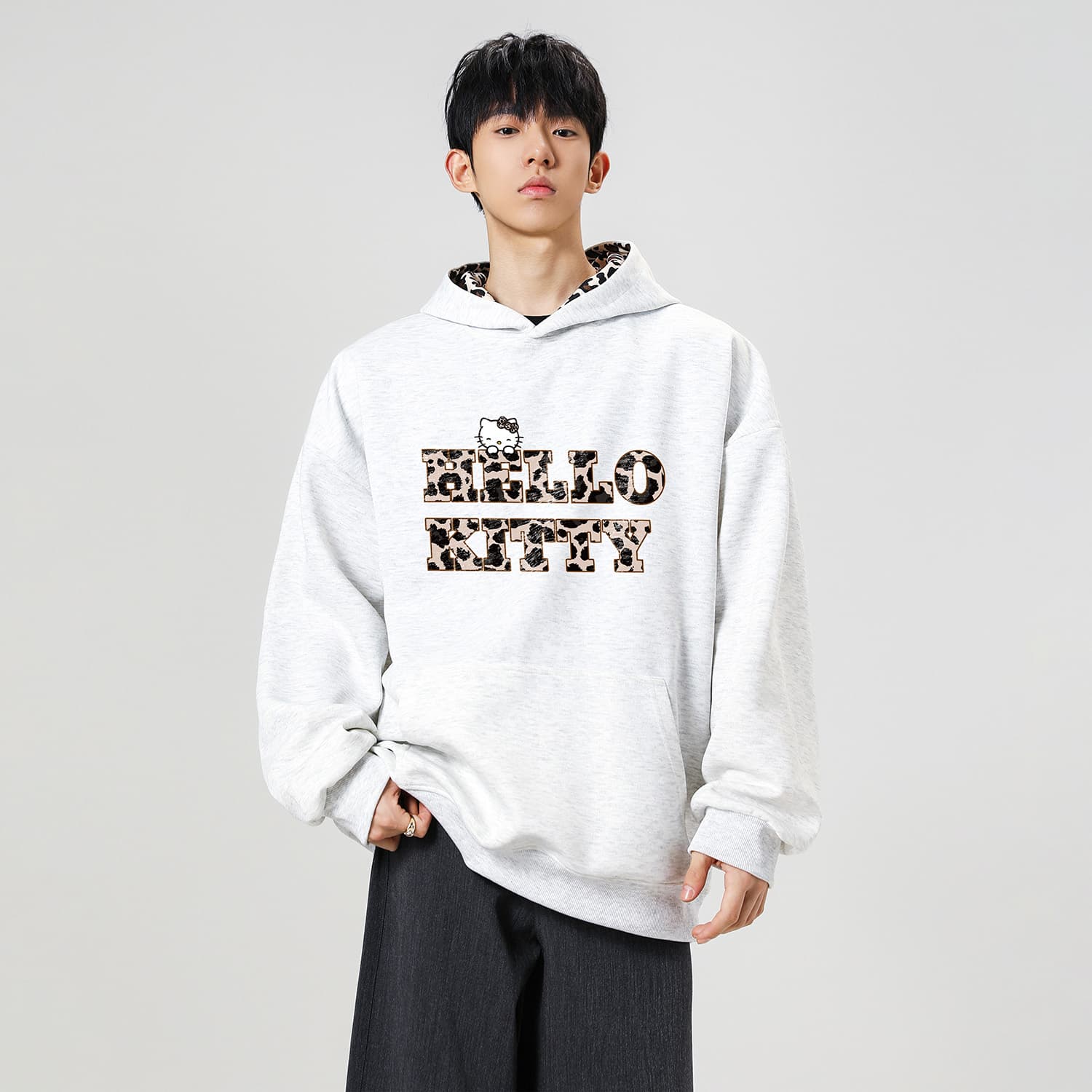 Кофта Sanrio x Hello Kitty SS25 Свитшот Унисекс Подкладка из флиса (доступна по выбору) - изображение 3
