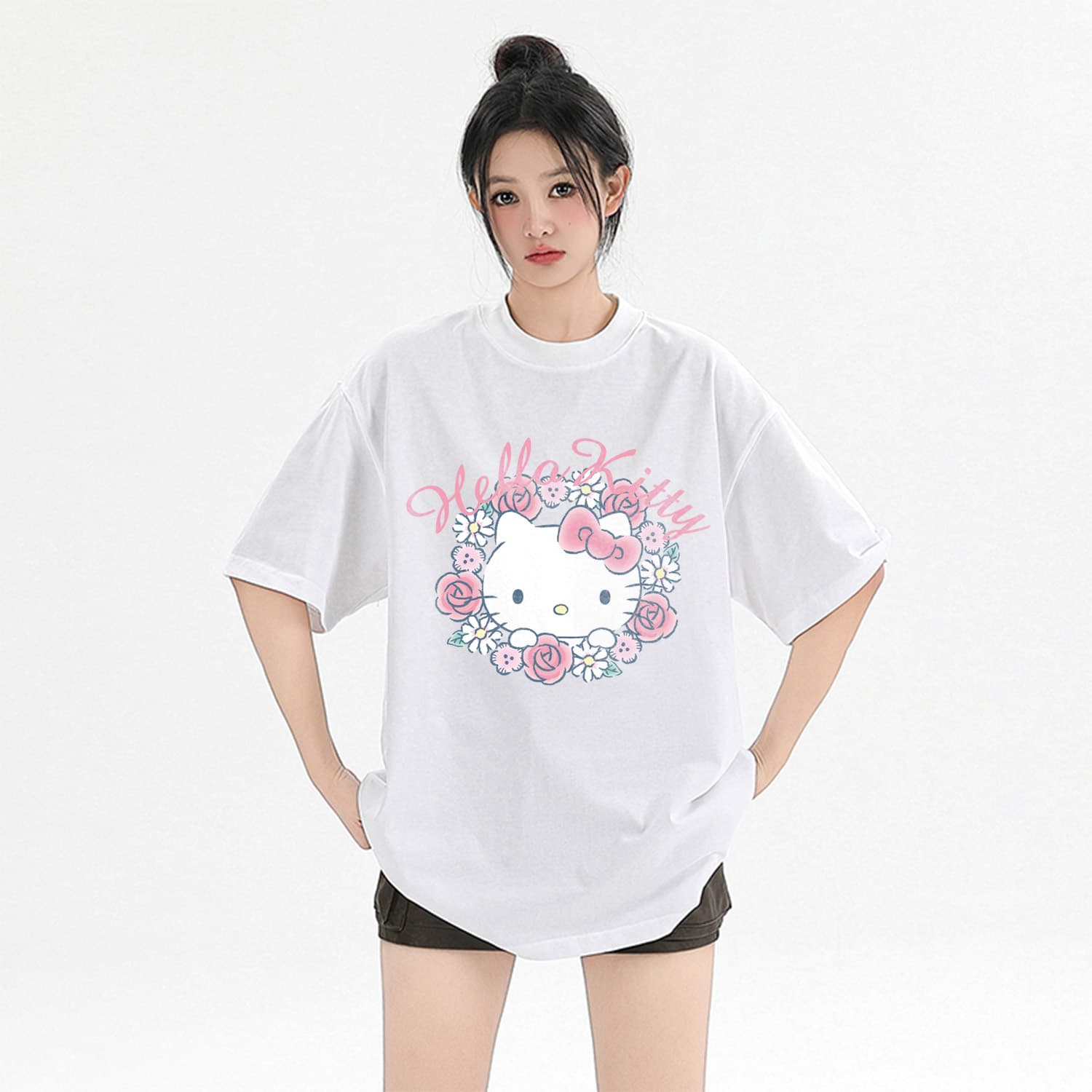 Футболка Sanrio x Hello Kitty T-рубашка Женская - изображение 4