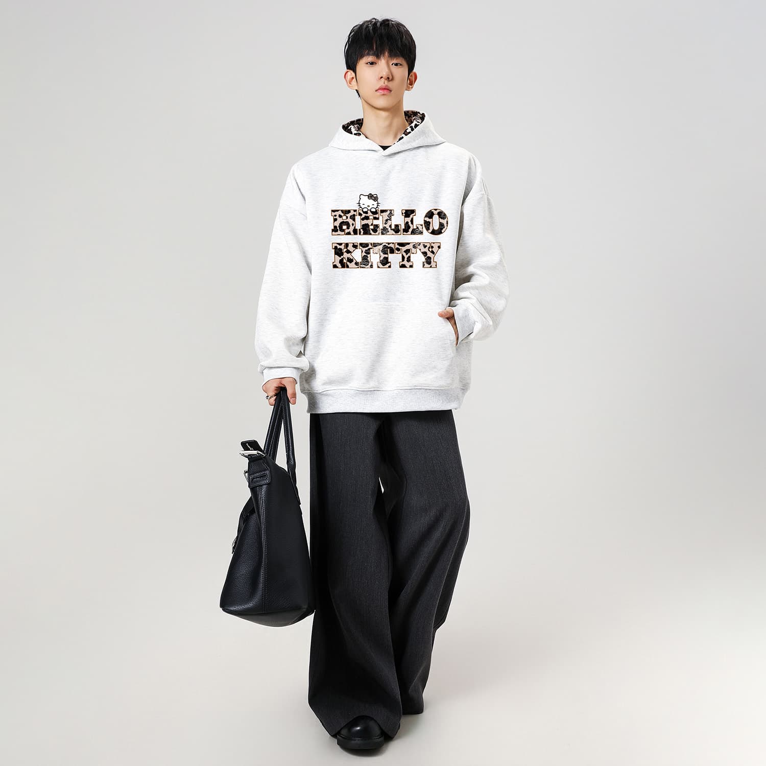 Кофта Sanrio x Hello Kitty SS25 Свитшот Унисекс Подкладка из флиса (доступна по выбору) - изображение 4