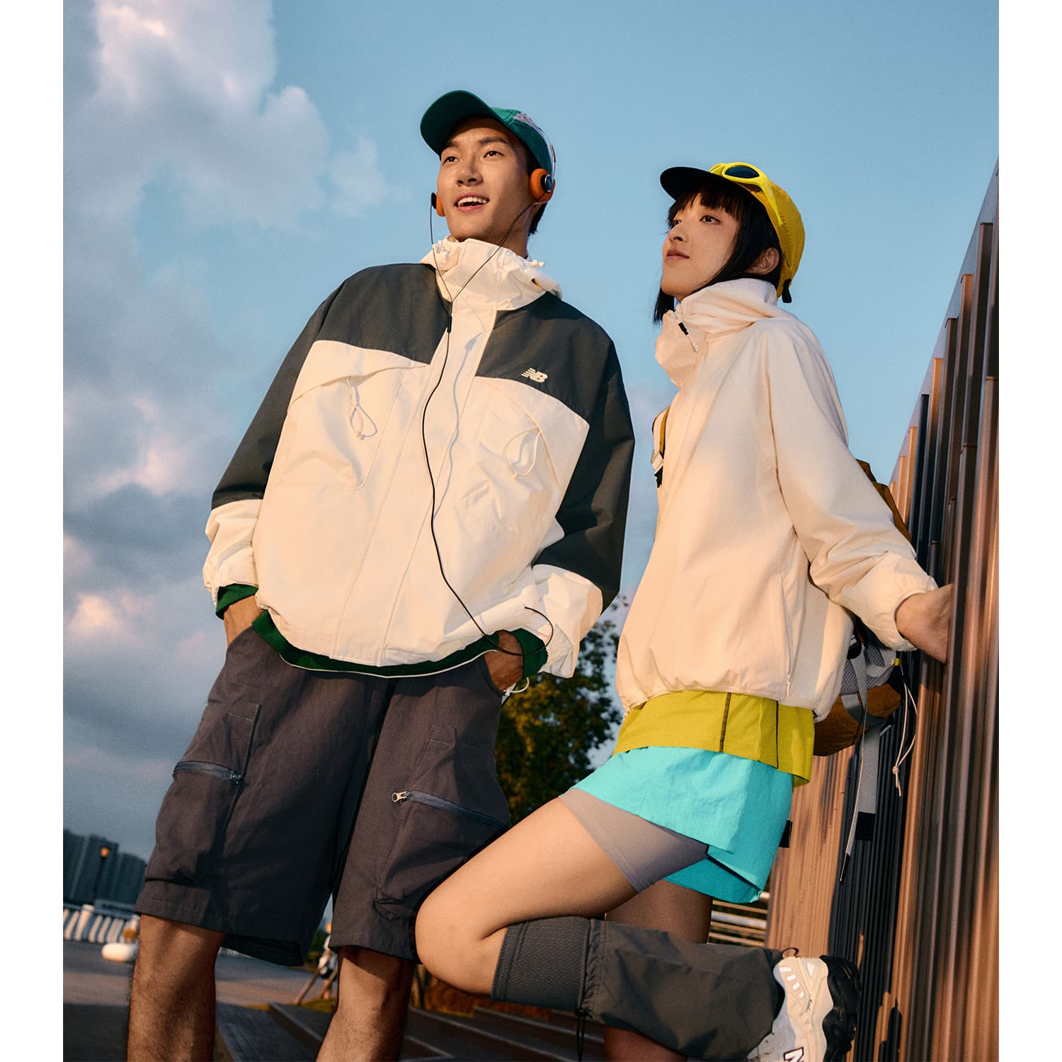 Куртка New Balance Куртки и Пальто Унисекс Черный Белый - изображение 11