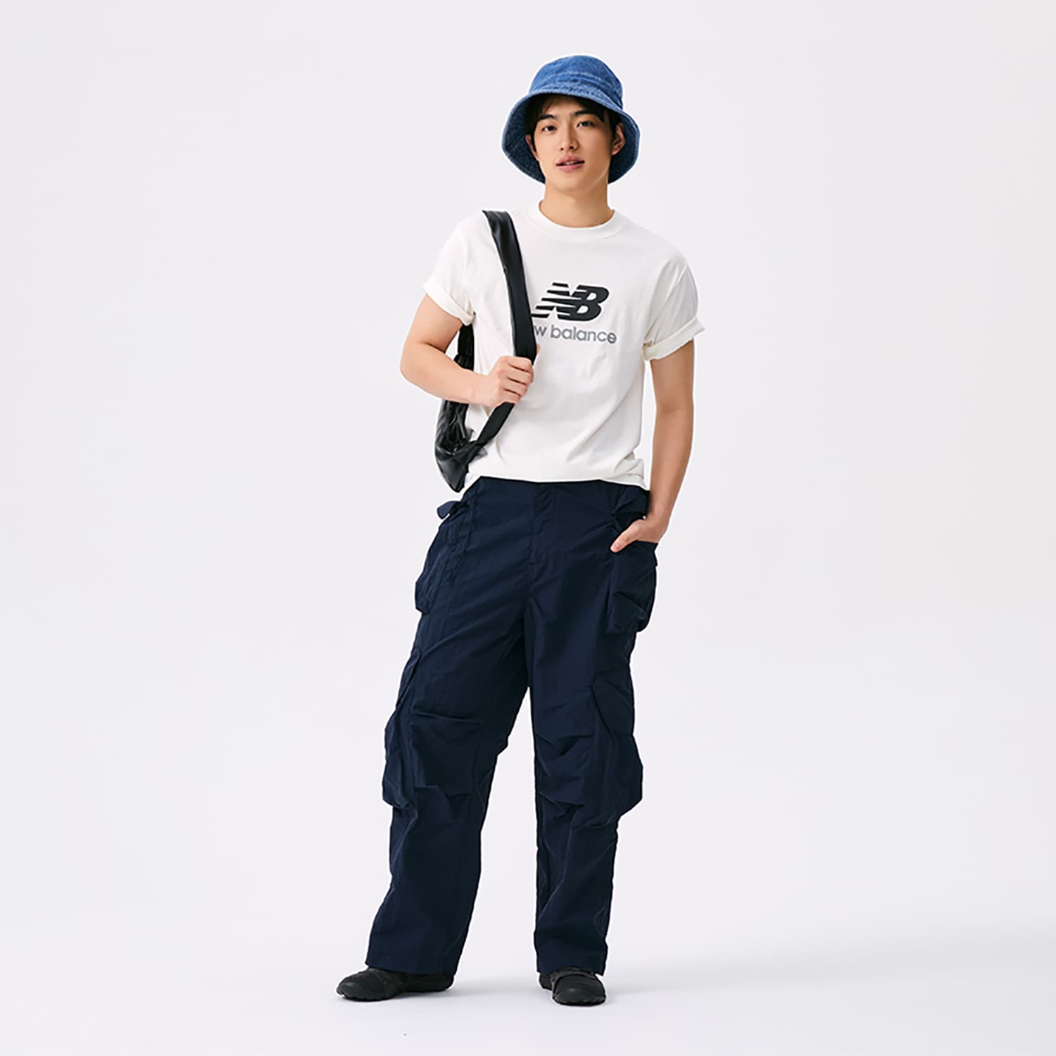 Футболка New Balance NB Спортивный Повседневный T-Shirt Унисекс Белый - изображение 3