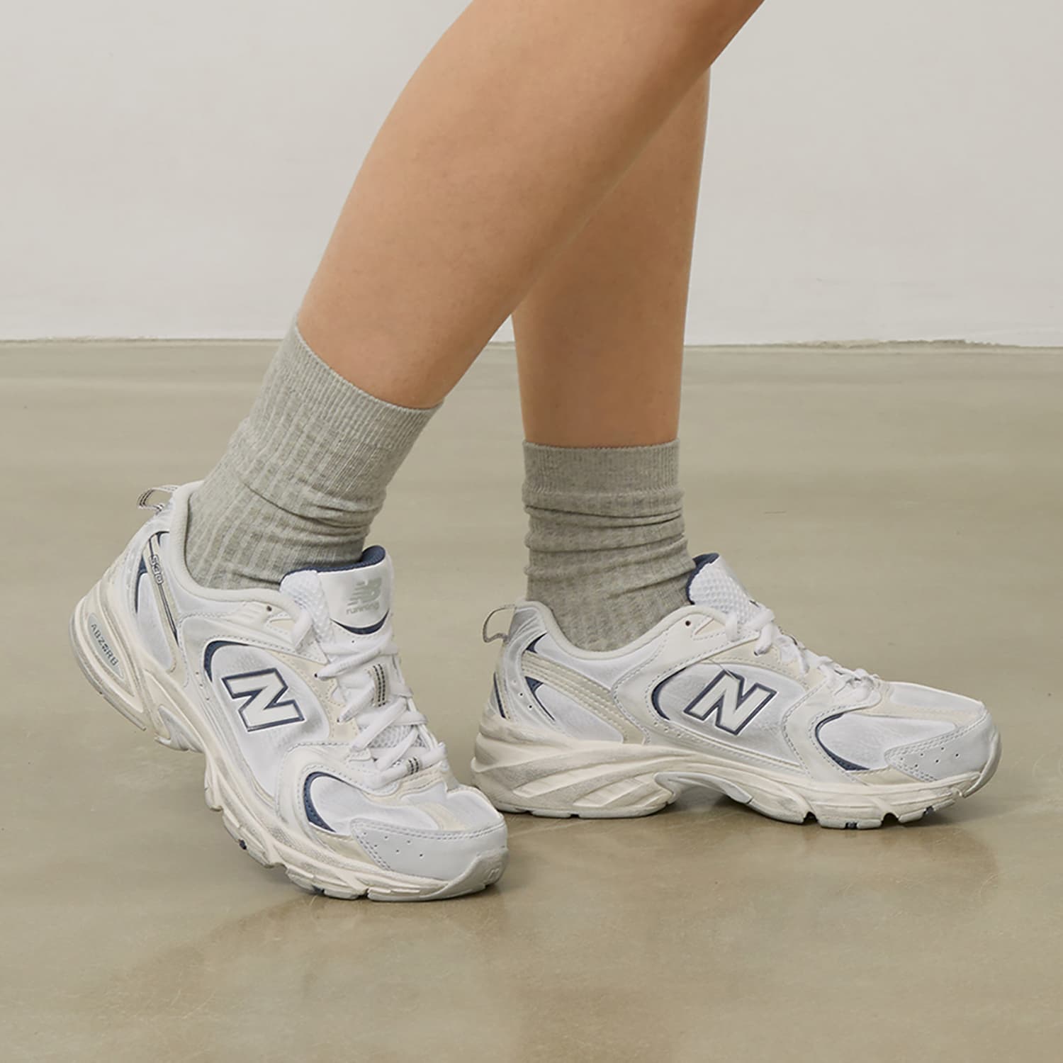 Кроссовки New Balance 530 White Grey - изображение 13