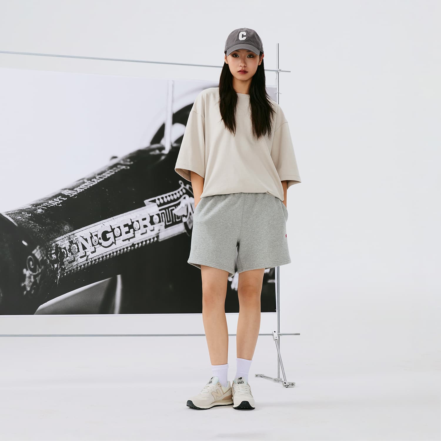 Кроссовки для бега New Balance 574 Off White Black - изображение 10