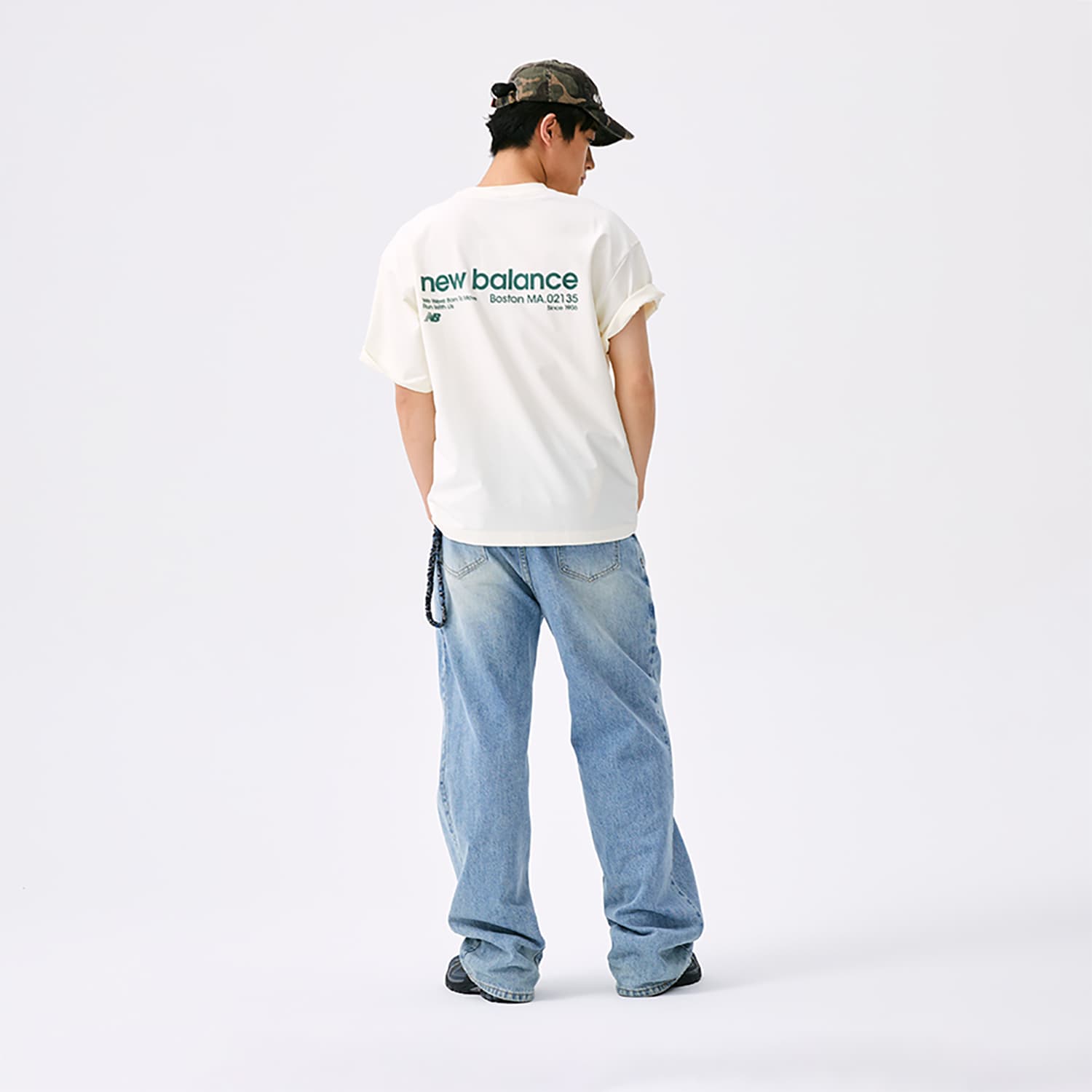 Футболка New Balance Retro Logo T-Shirt - изображение 6