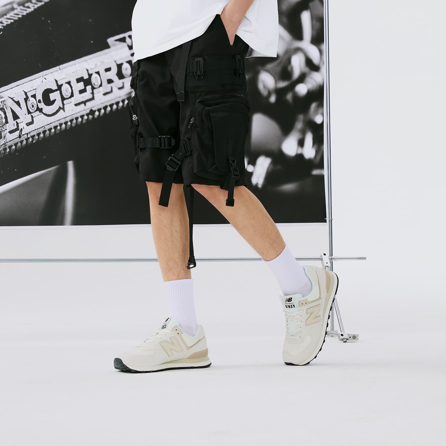 Кроссовки для бега New Balance 574 Off White Black - изображение 11