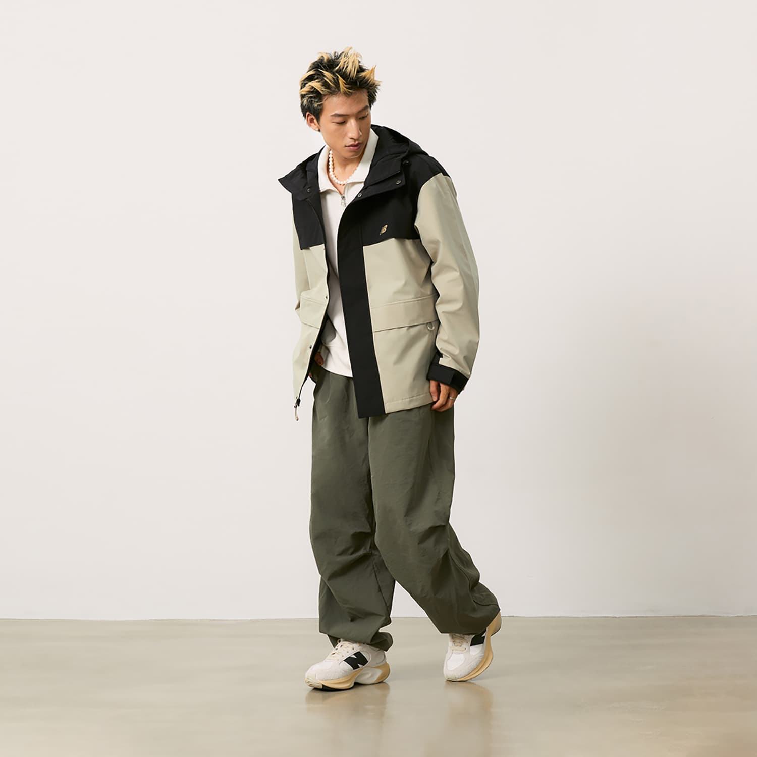 Куртка New Balance Куртки и Пальто Мужские Хаки - изображение 4