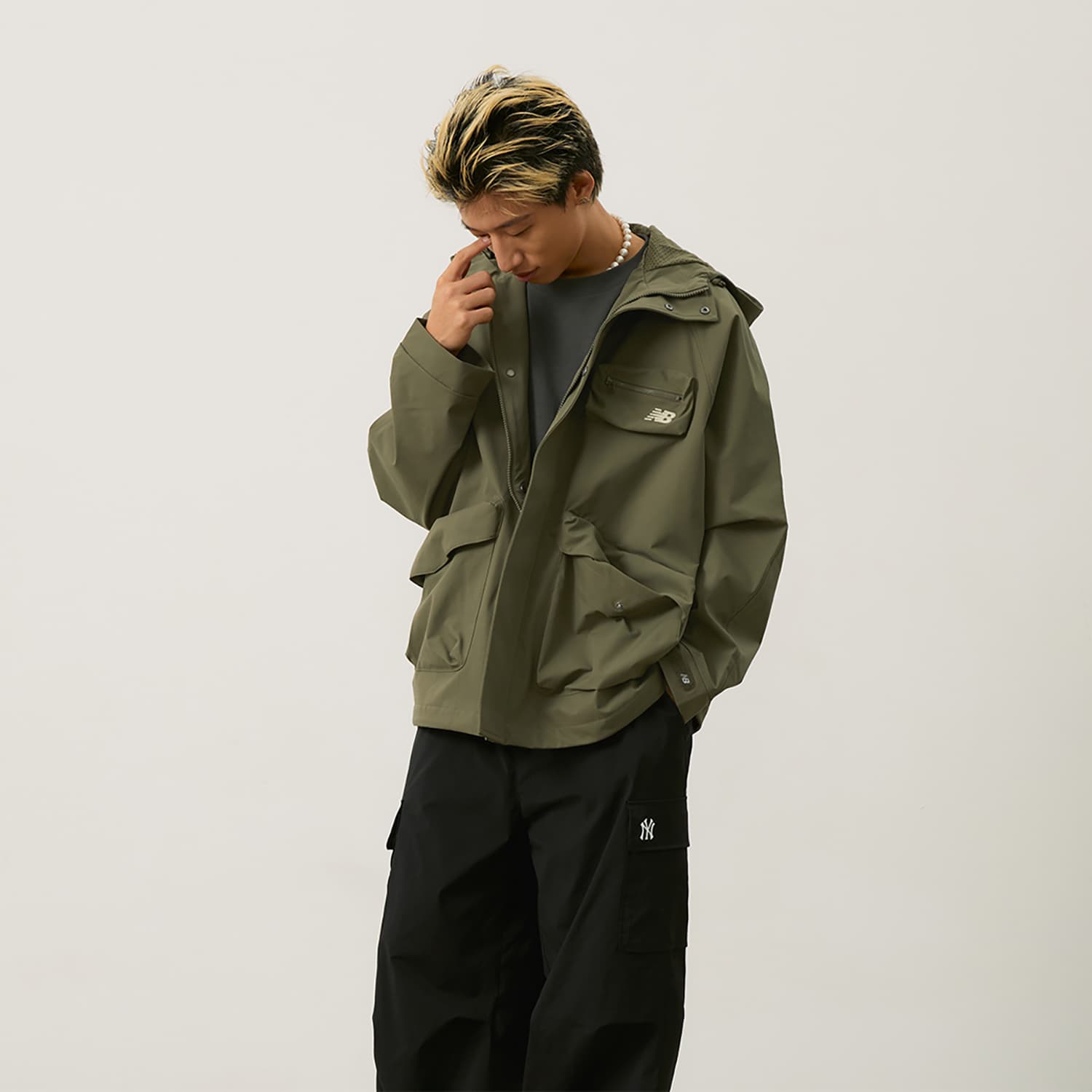 Куртка New Balance Куртка Унисекс Армейский Зеленый - изображение 10