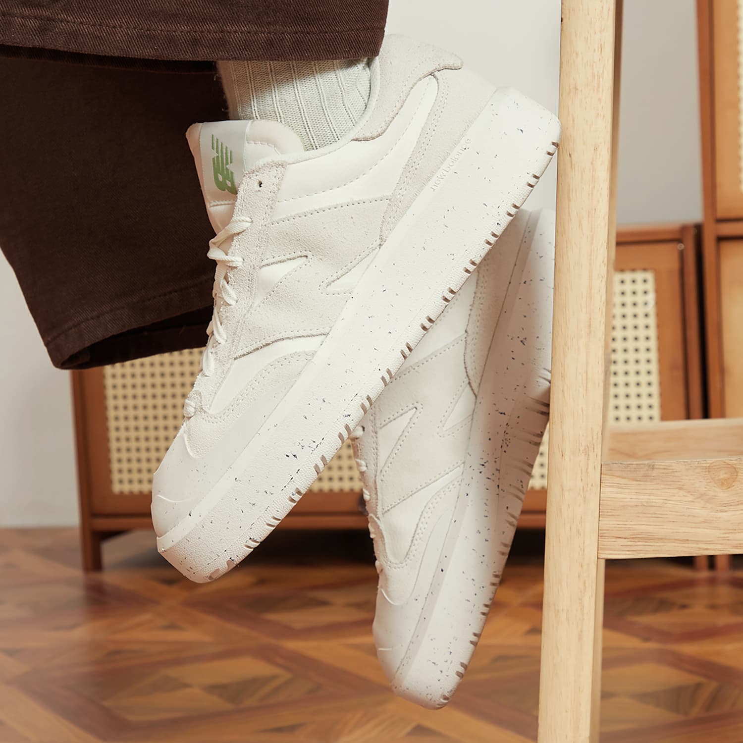 Кроссовки New Balance 302 White Grey - изображение 8
