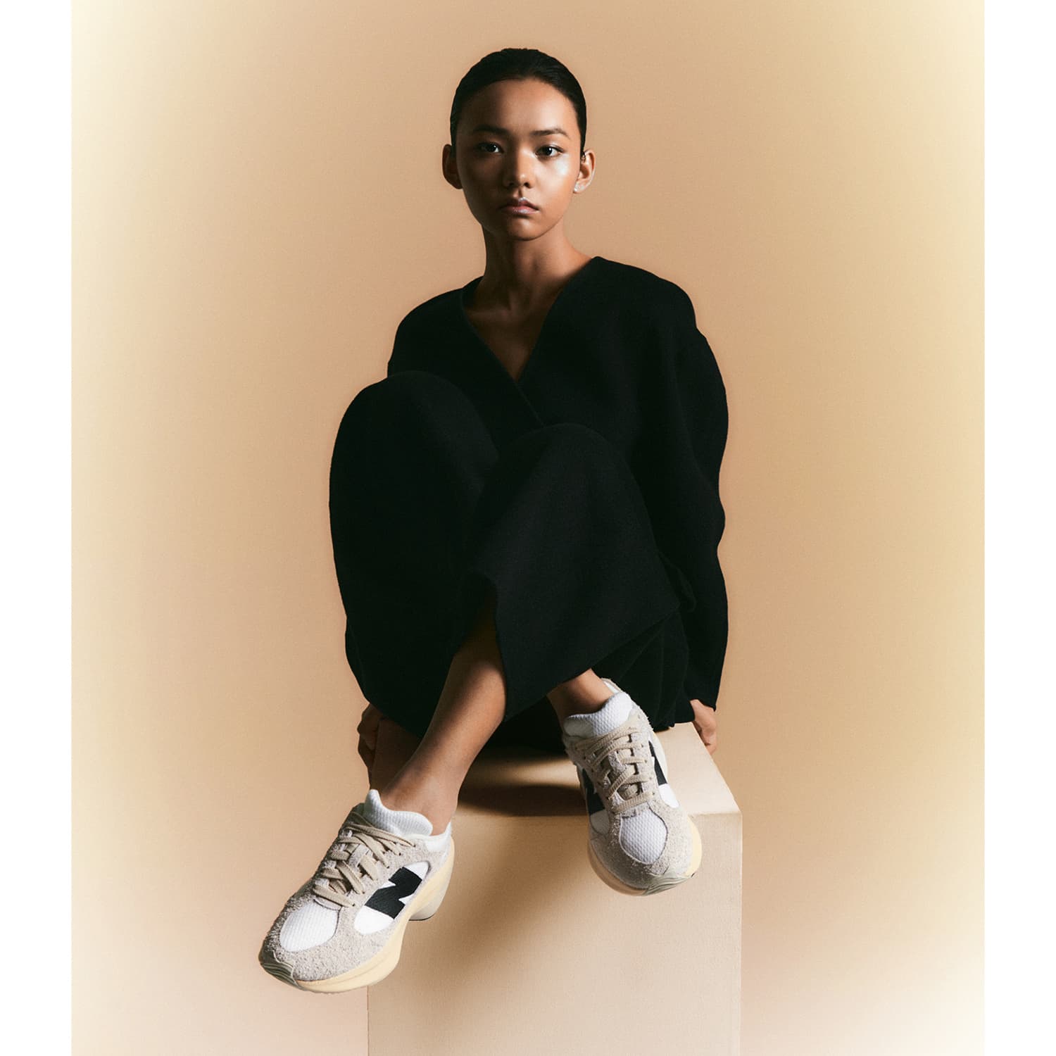 Кроссовки для бега New Balance Warped Runner Grey White - изображение 7