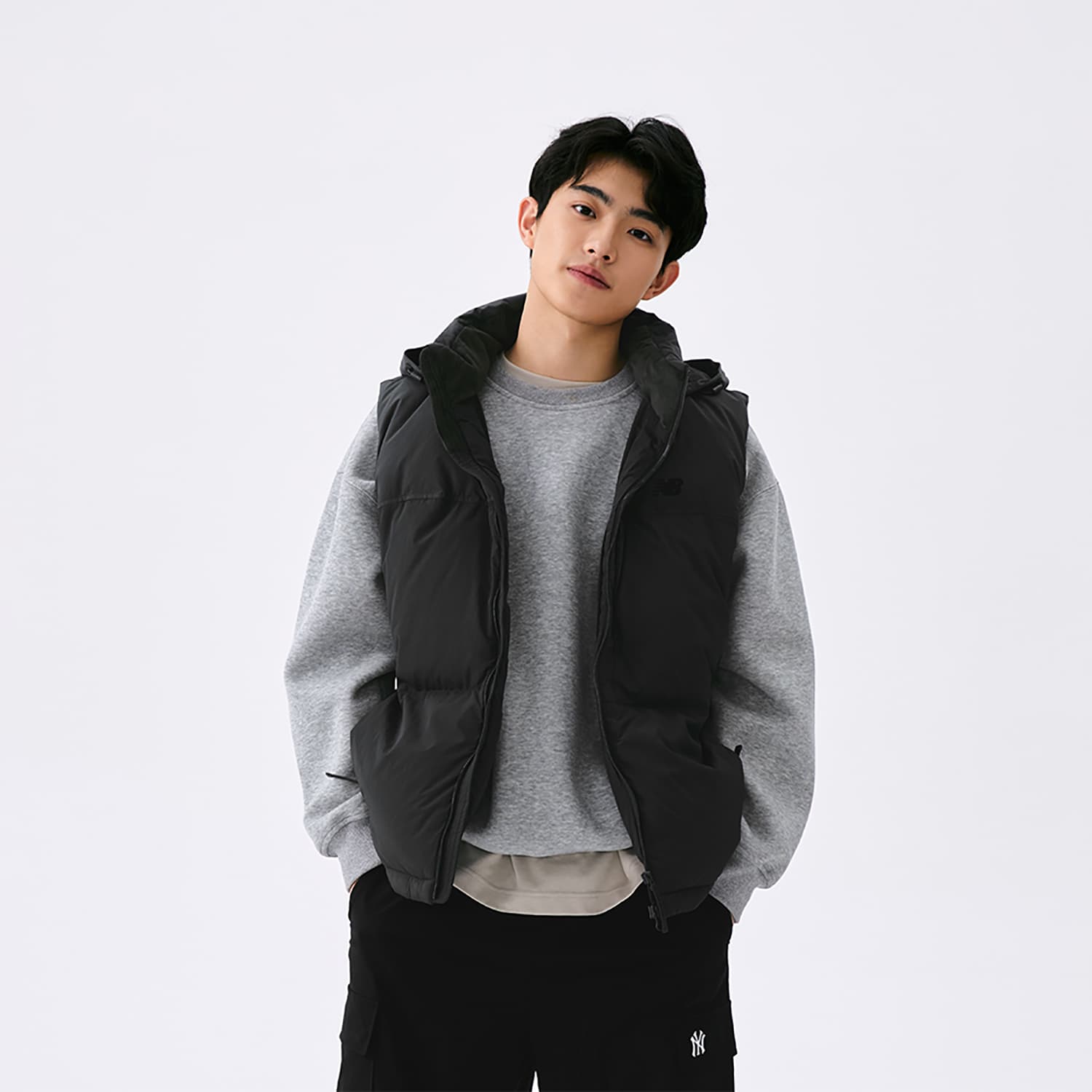 Жилет New Balance Lifestyle Casual Collection FW24 Гусиный пух Жилет Унисекс Черный - изображение 3