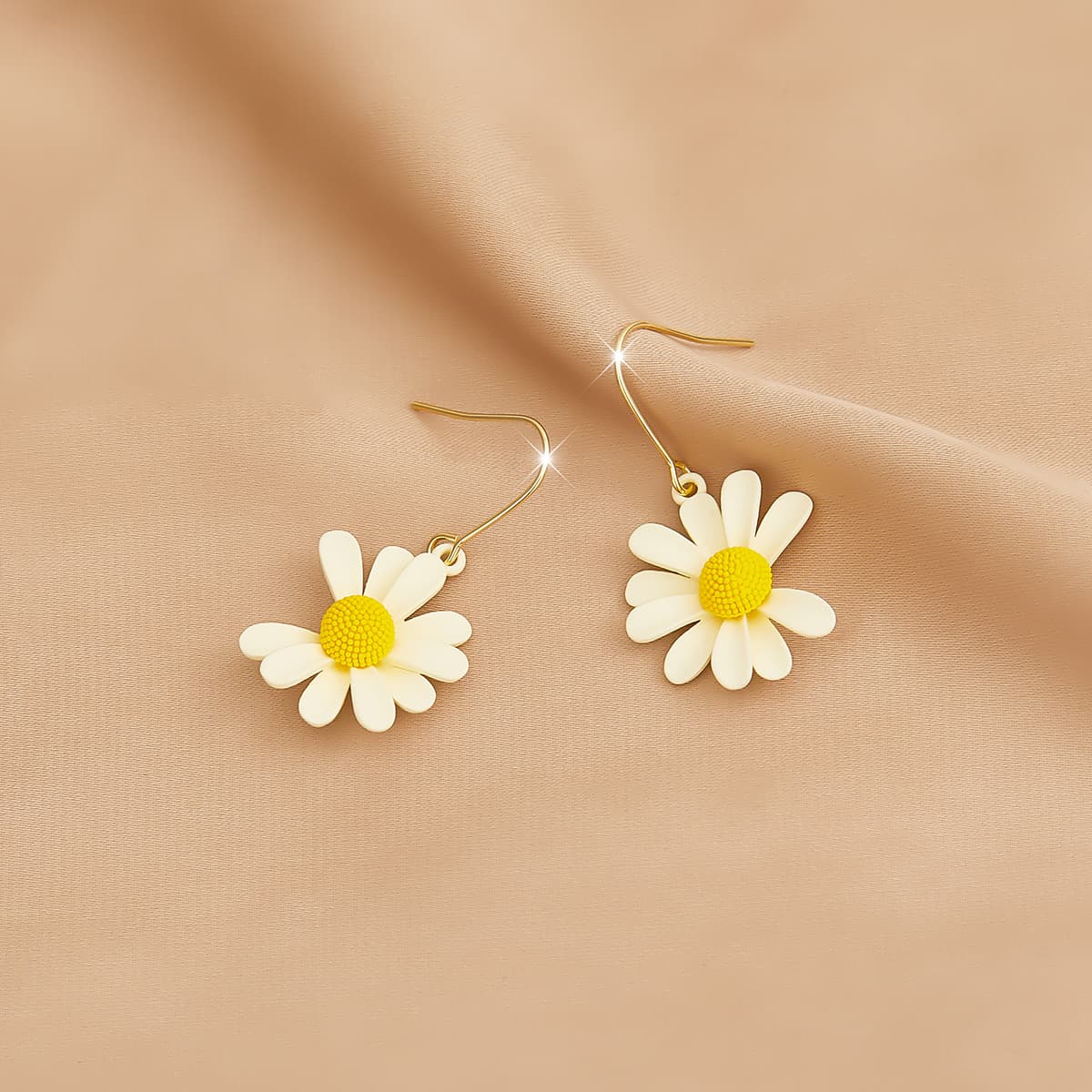 Серьги HMZ Серьги Белые Женские - изображение 3