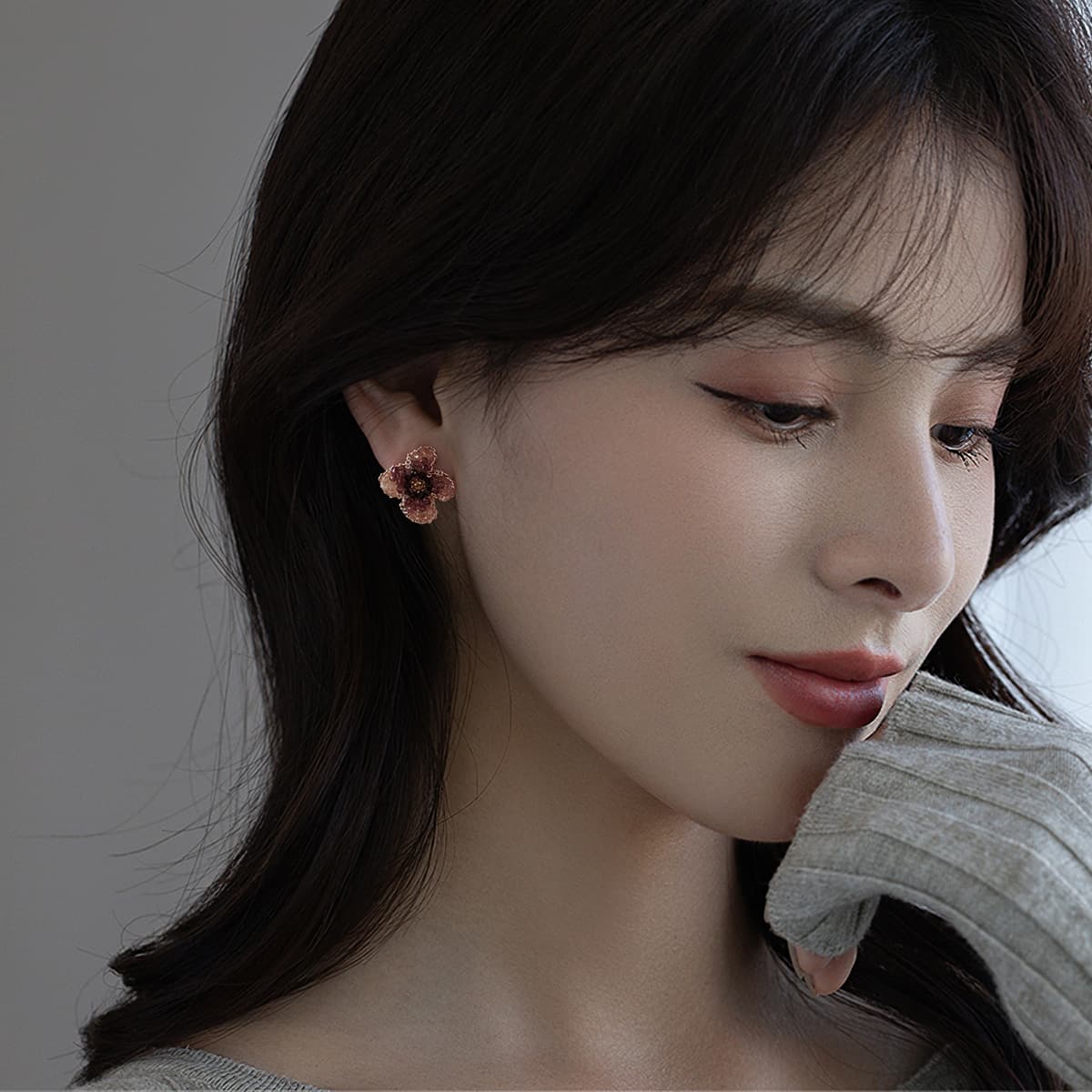 Серьги HMZ Серьги-гвоздики красный женские - изображение 6