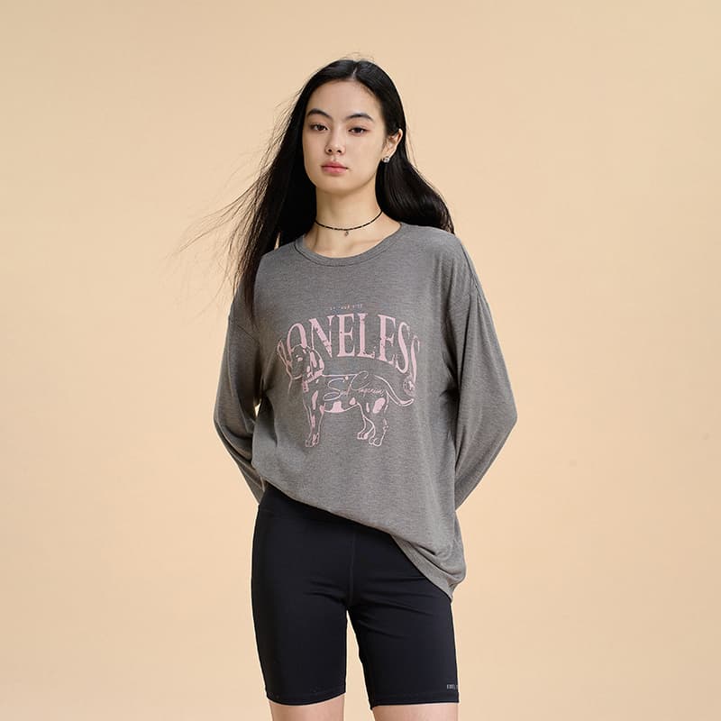 Кофта BONELESS Женский трикотажный пуловер с круглым вырезом, свободный покрой, драпированный, с принтом собаки и спущенным плечом - изображение 8