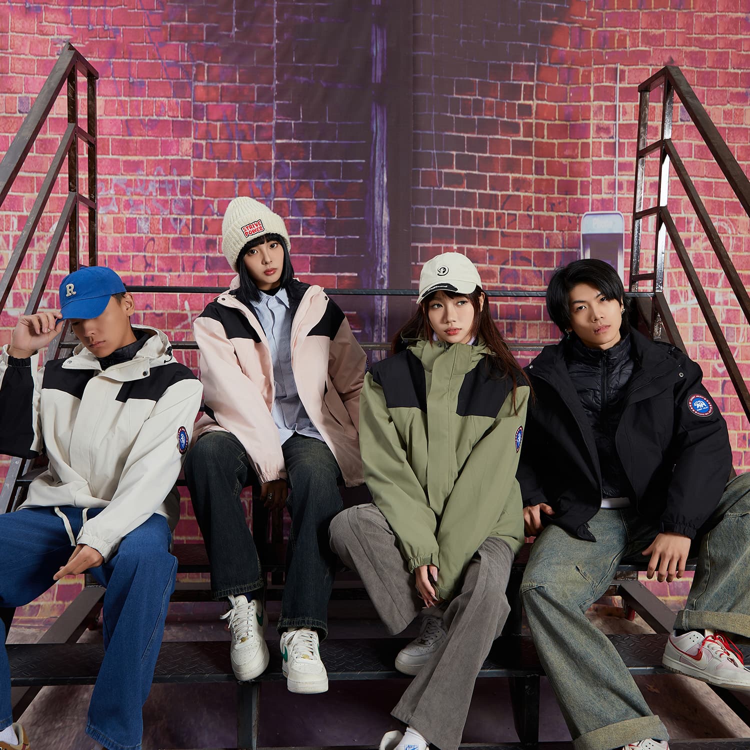 Зимняя куртка BOBBY ABLEY LOGO - изображение 4