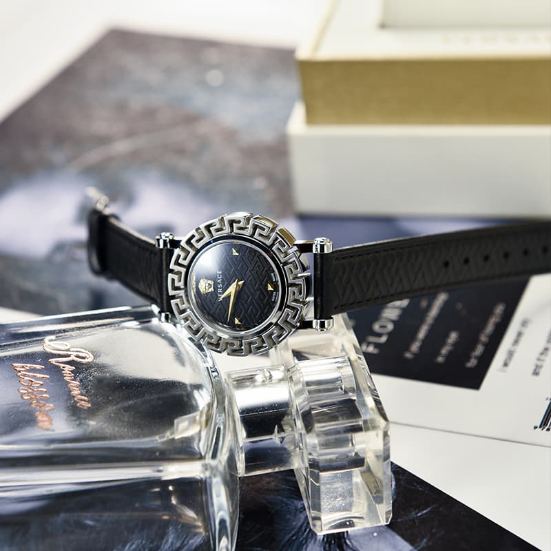 Механические часы Versace VE2Q00122 - изображение 6