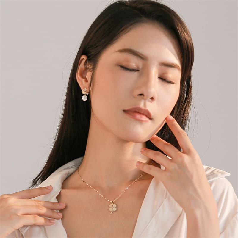 Серьги Серьги QLADY из серебра 925 пробы женские - изображение 3