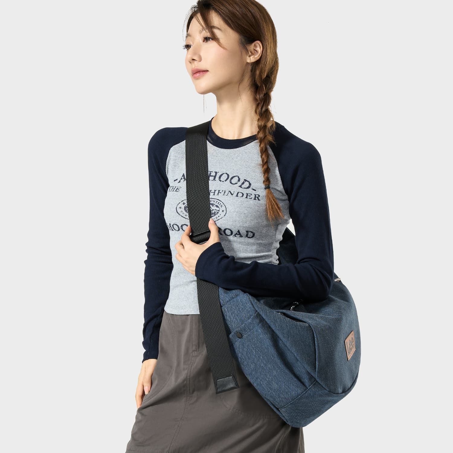 Сумка через плечо Lee Navy Shoulder Bag - изображение 7