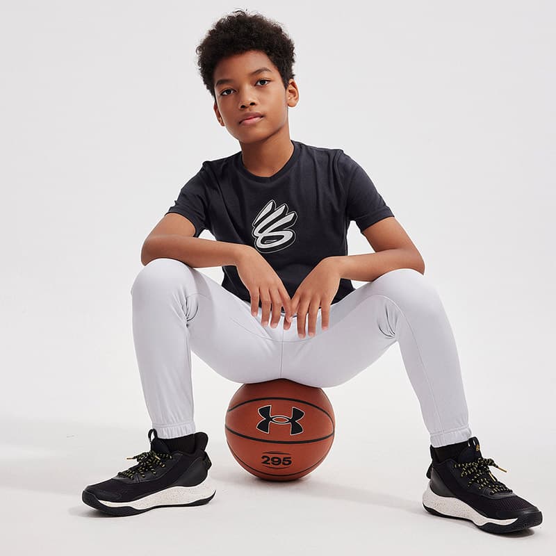 Футболка CURRYUnder Armour Charged Curry T - изображение 9