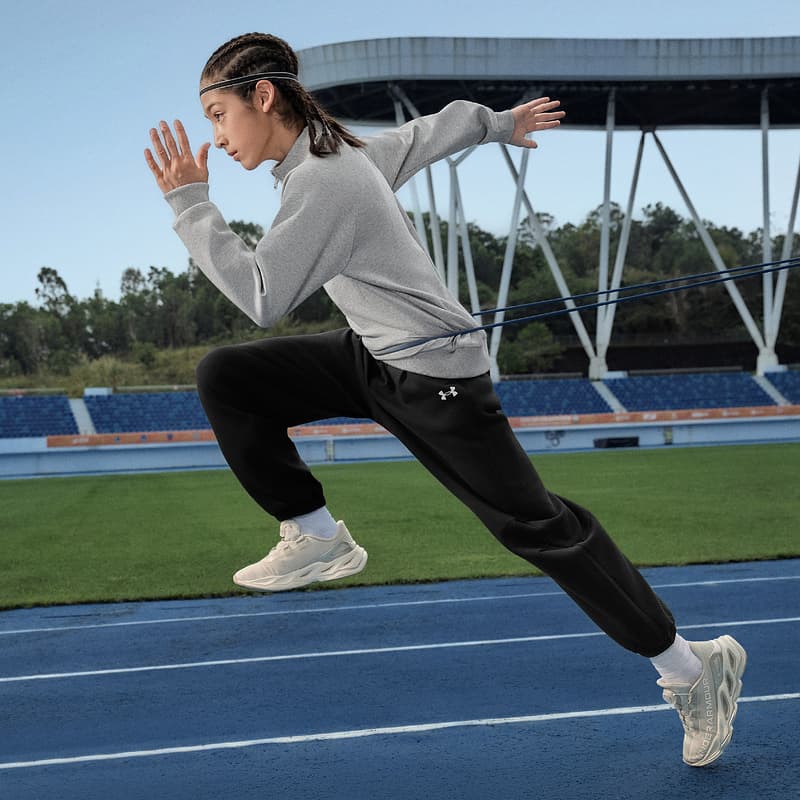 Under Armour Черный Kids Спортивные трикотажные брюки - изображение 3