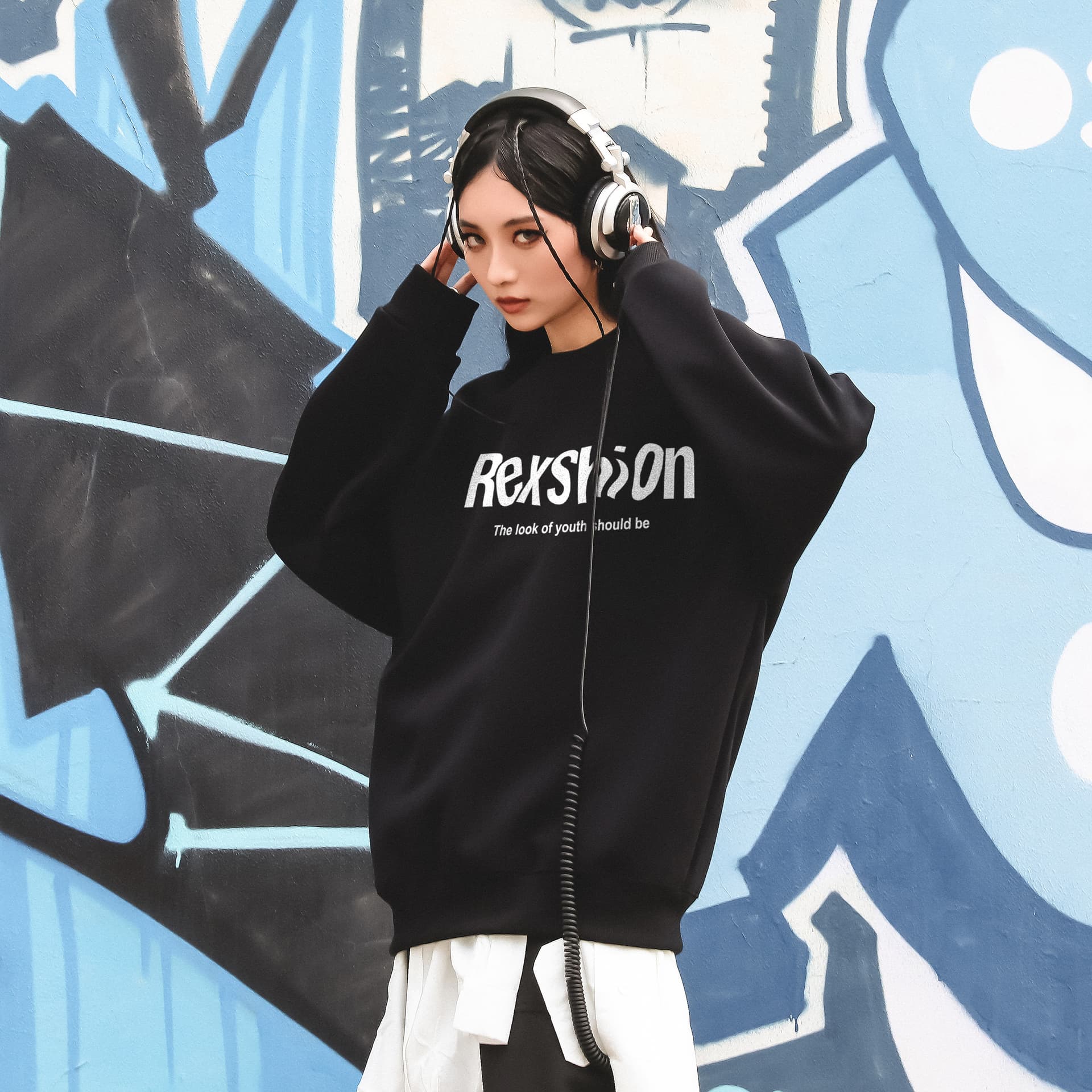 Худи REXSHION Logo Hoodie - изображение 3