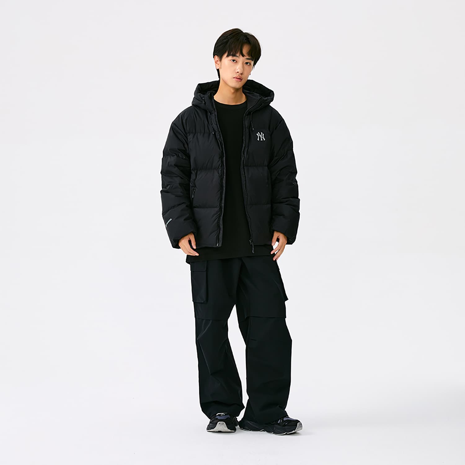 Зимняя куртка MLB New York Yankees Basic Collection FW25 Пуховик Унисекс - изображение 7