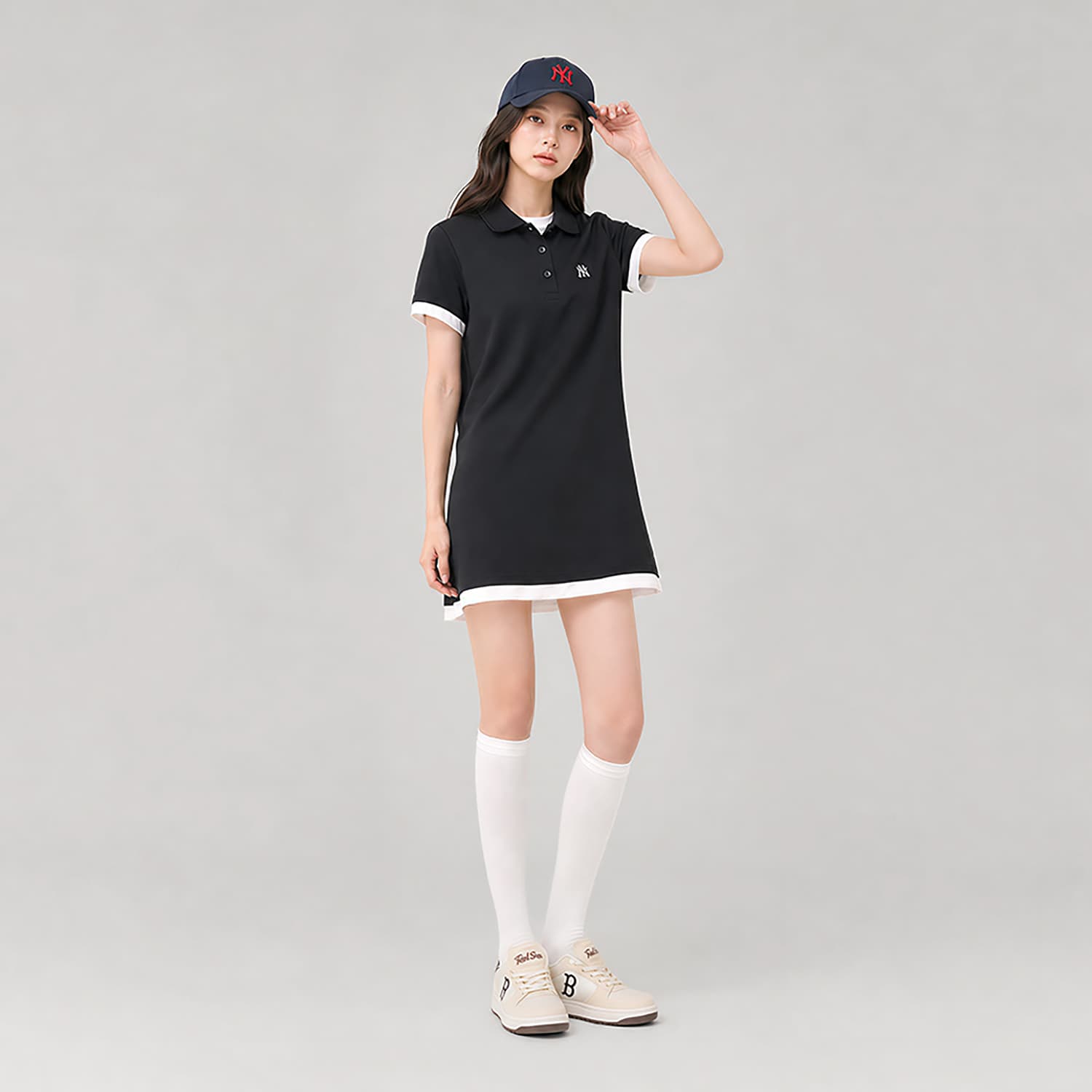 Платье MLB New York Yankees Basic Collection SS26 Короткое платье с короткими рукавами для женщин - изображение 3