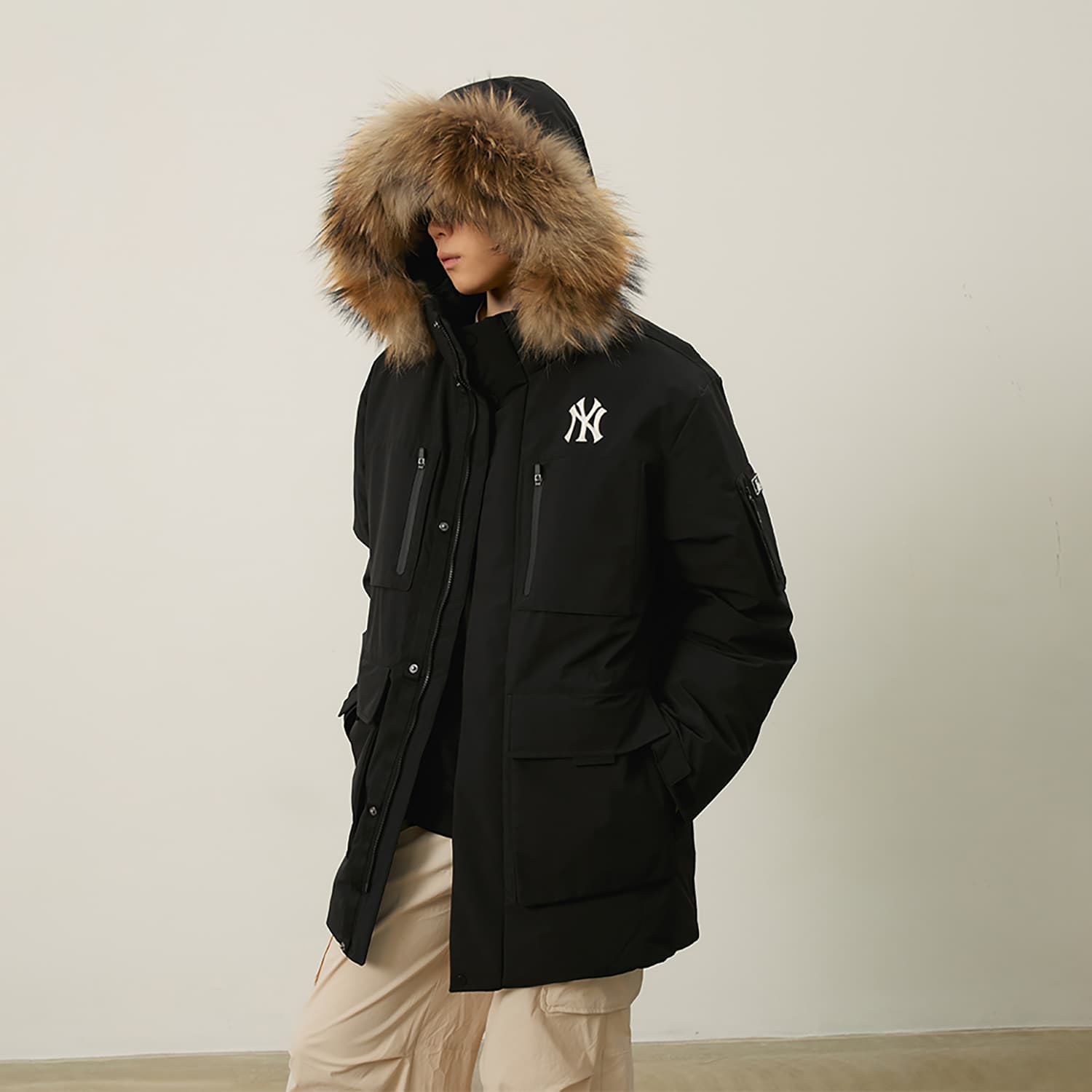 Зимняя куртка MLB Yankees Black Hoodie Jacket - изображение 6