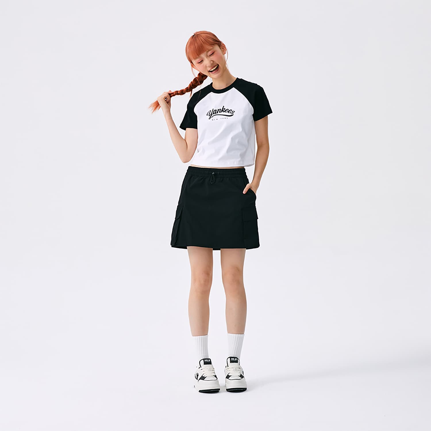 MLB New York Yankees Basic Collection SS25 Карго-шорты женские черные - изображение 8