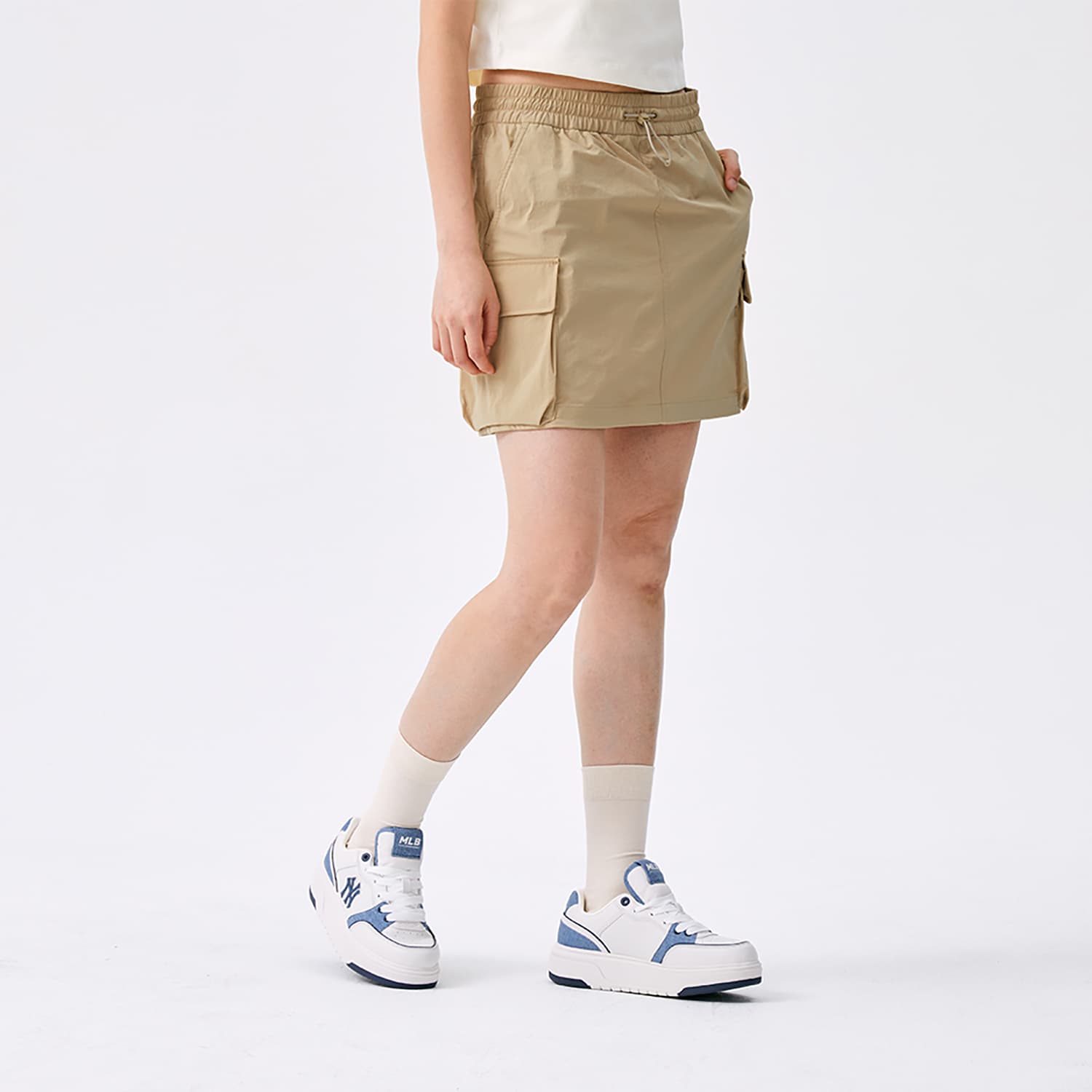 Mlb Base Logo New York Yankees Basic Collection SS25 Короткие юбки карго Женские Бежевый - изображение 7