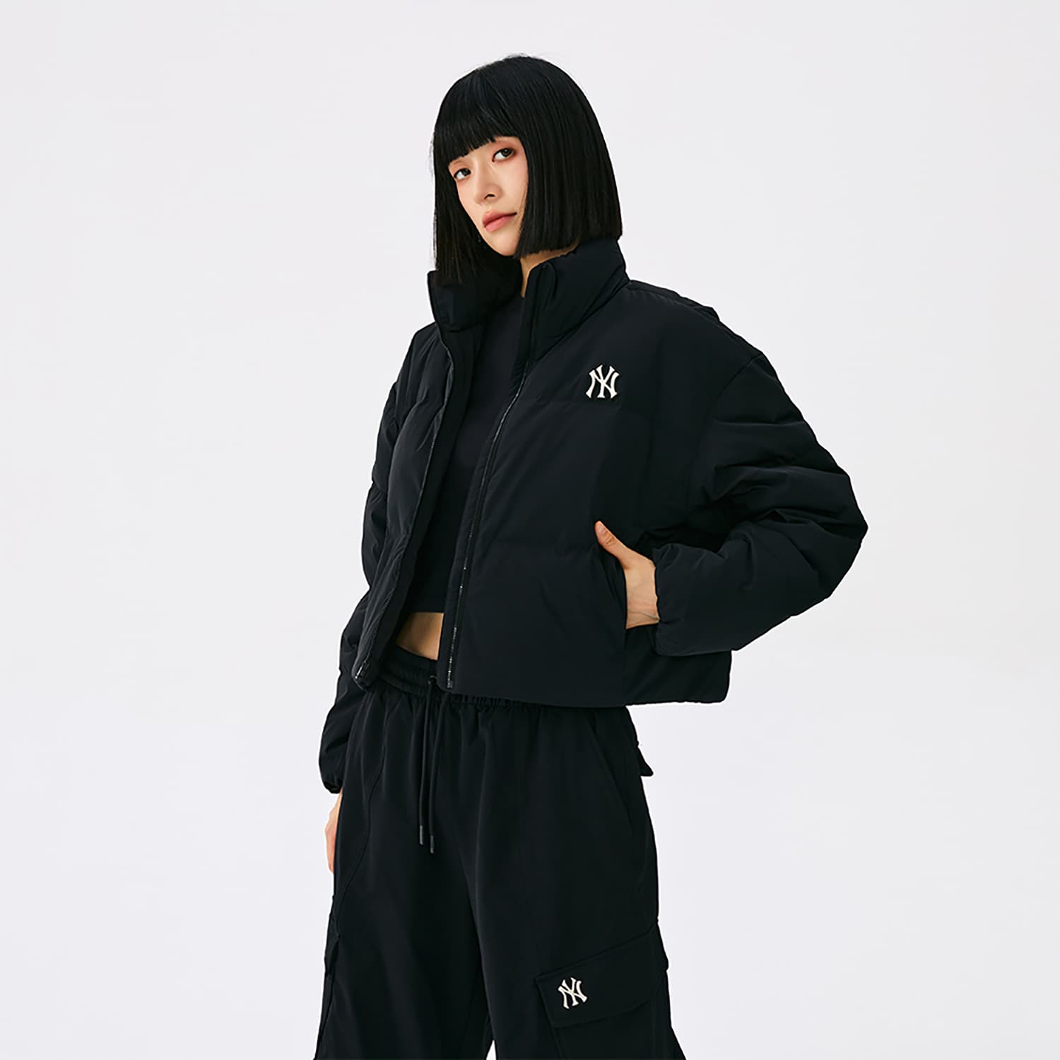 Пуховик MLB New York Yankees Basic Collection FW25 Пуховик Женский - изображение 5