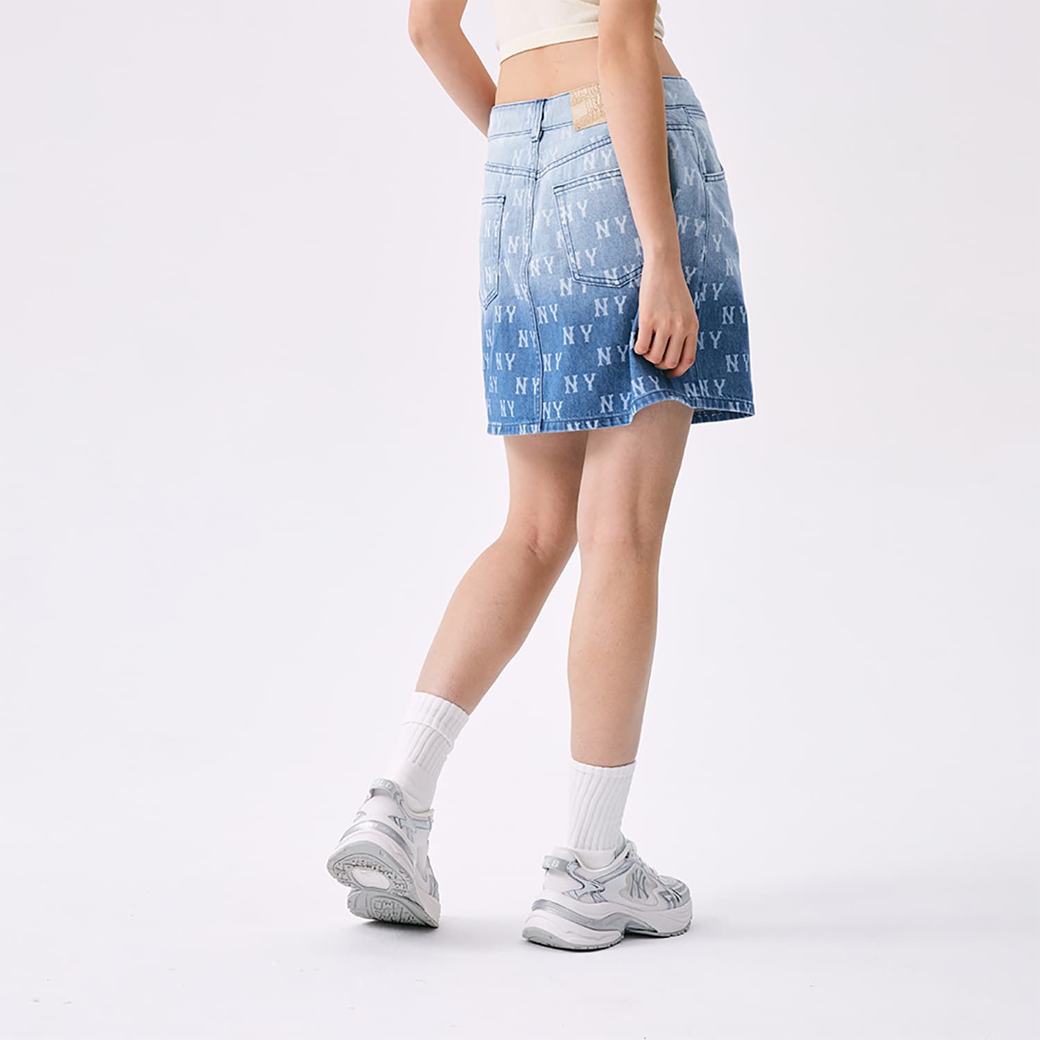 MLB MONOGRAM SS25 Джинсовые короткие юбки Женские Индиго - изображение 3