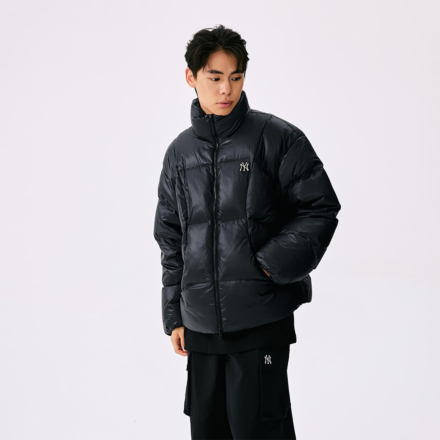 Зимняя куртка mlb New York Yankees Basic Collection fw25 Пуховик Унисекс - изображение 3