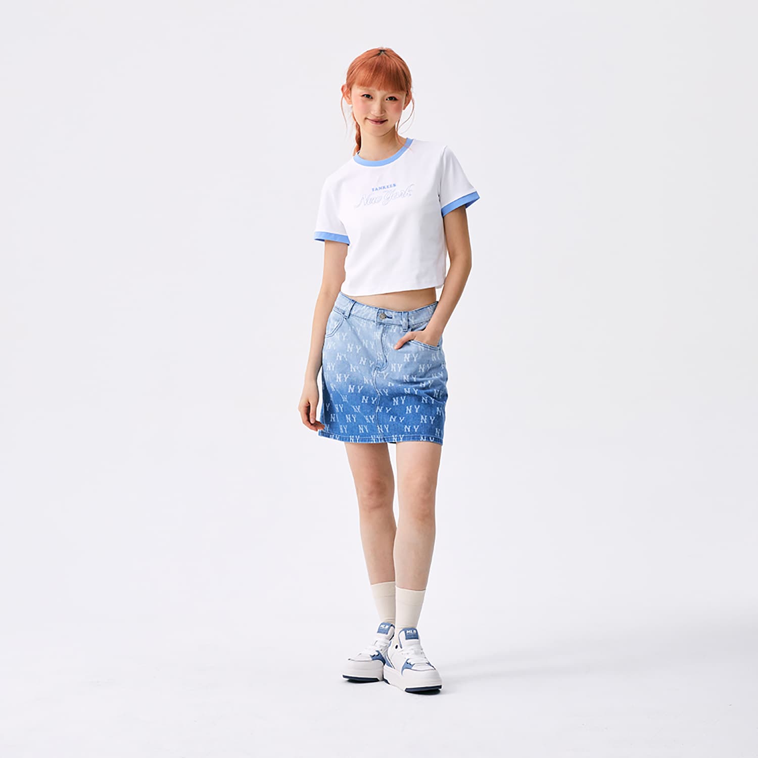 Футболка MLB Preppy Style Collection New York Yankees SS25 T Рубашка Женская Экрю - изображение 7