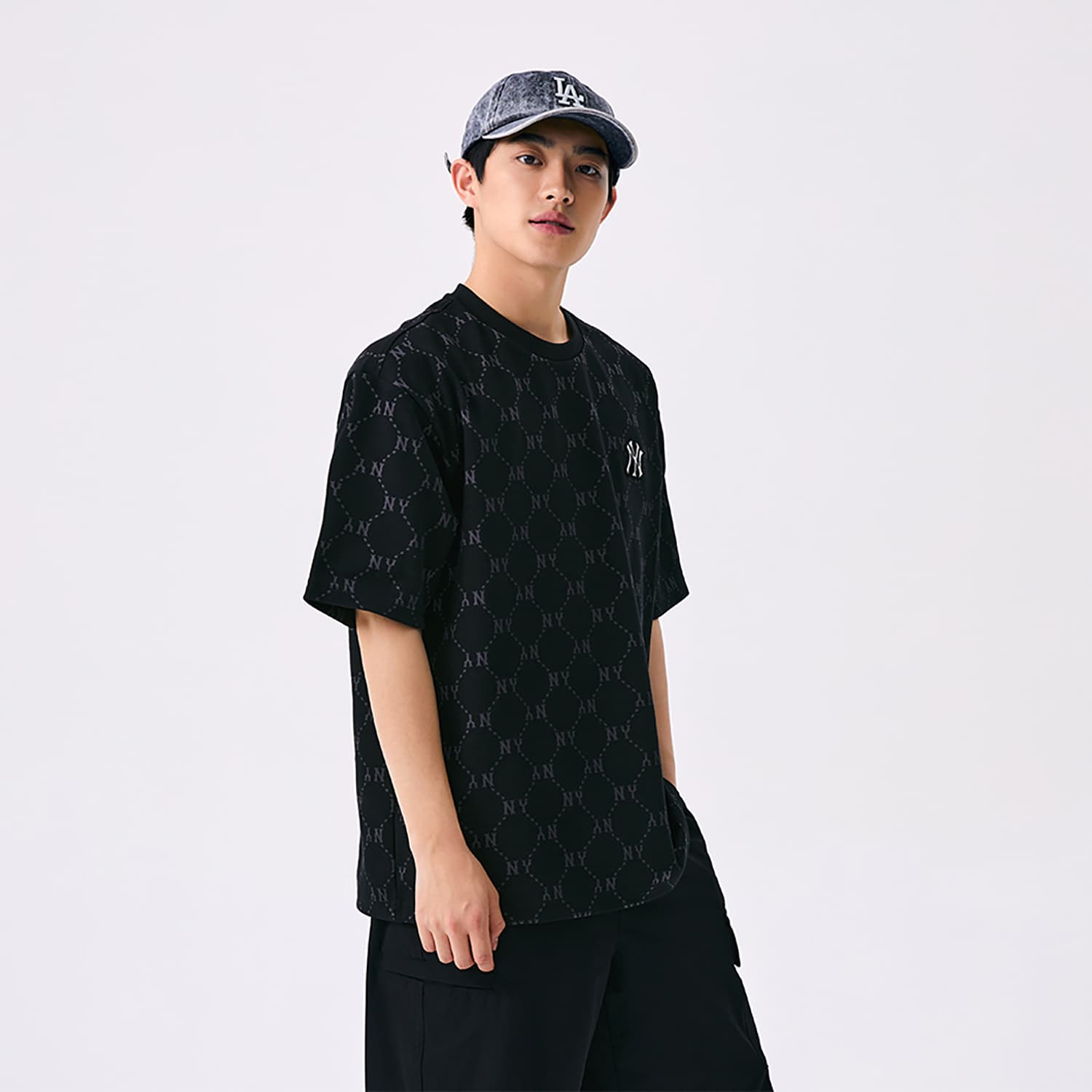 Футболка MLB MONOGRAM Коллекция Boston Red Sox SS25 T-Shirt Унисекс Черный - изображение 6