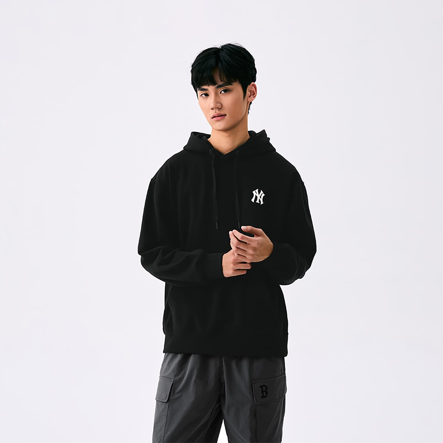 Худи MLB MONOGRAM SS25 Толстовка Унисекс Черное - изображение 4